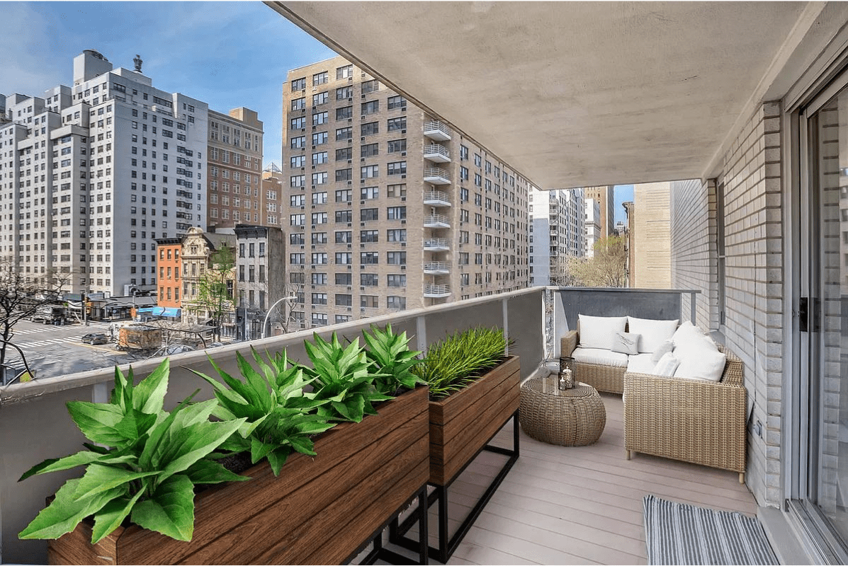 NYC balcony Decor: 40+ inspiring Ideas - Balcony Boss