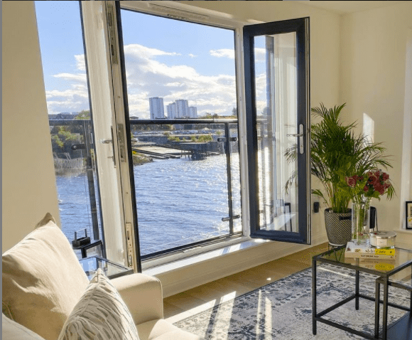 juliet balcony living room