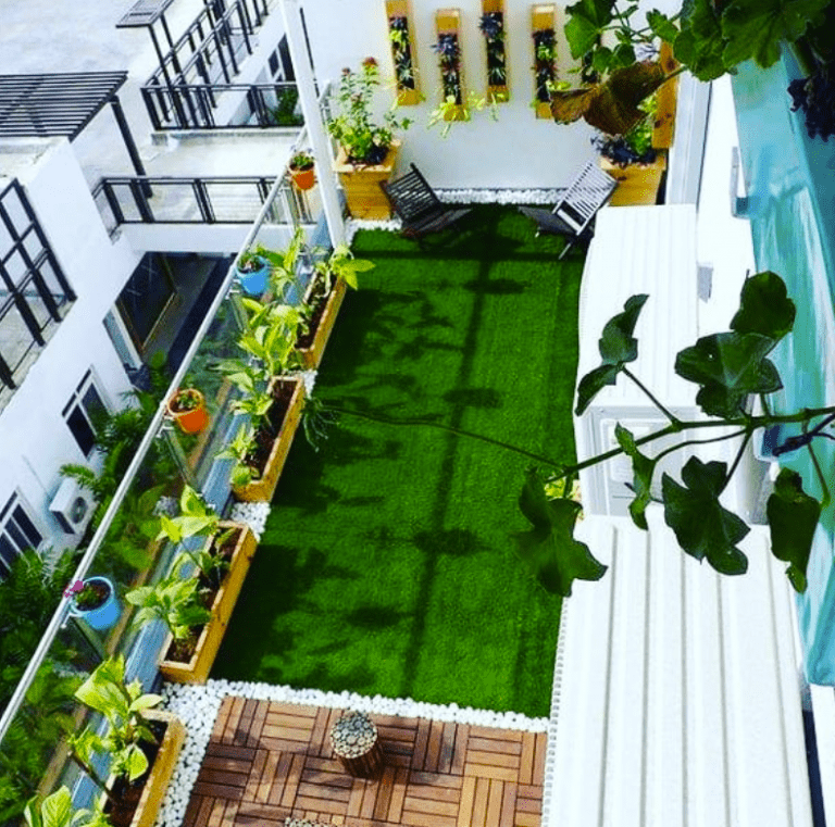 10 Amazing Artificial Grass Ideas For A Balcony Balcony Boss 