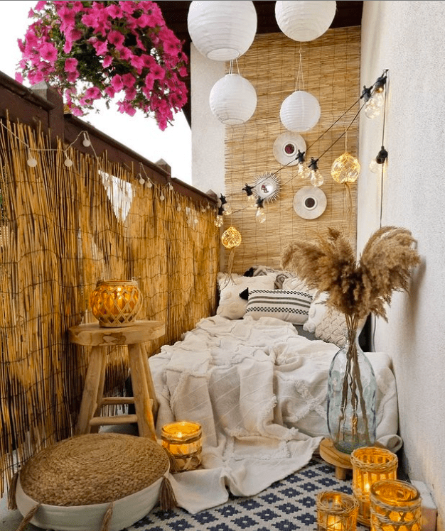 12 Stylish Ways to Decorate a Balcony Wall - Balcony Boss