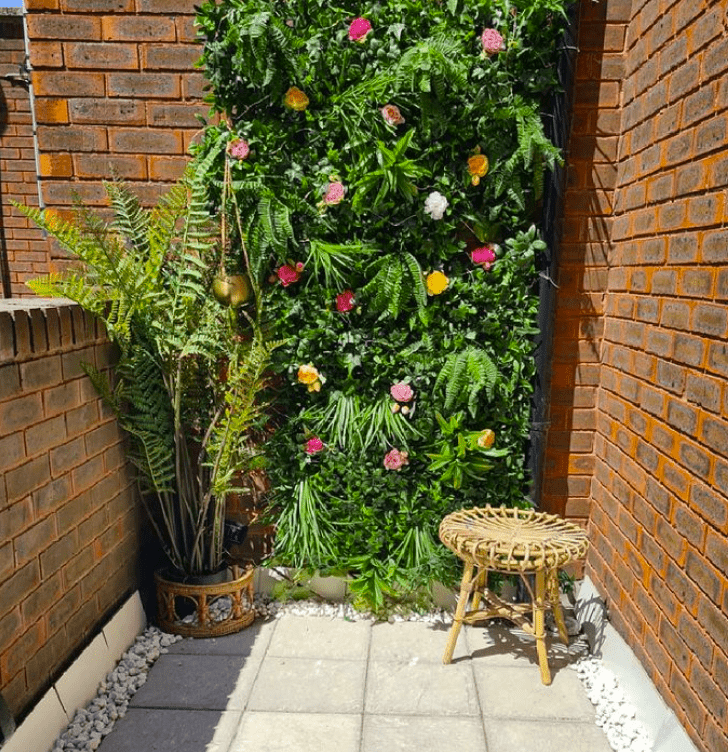 balcony flower wall