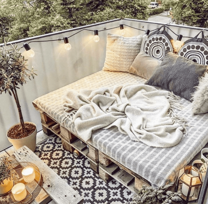balcony pallet couch