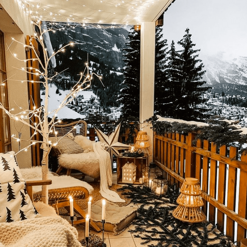 winter balcony