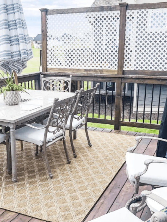 lattice screen on a deck