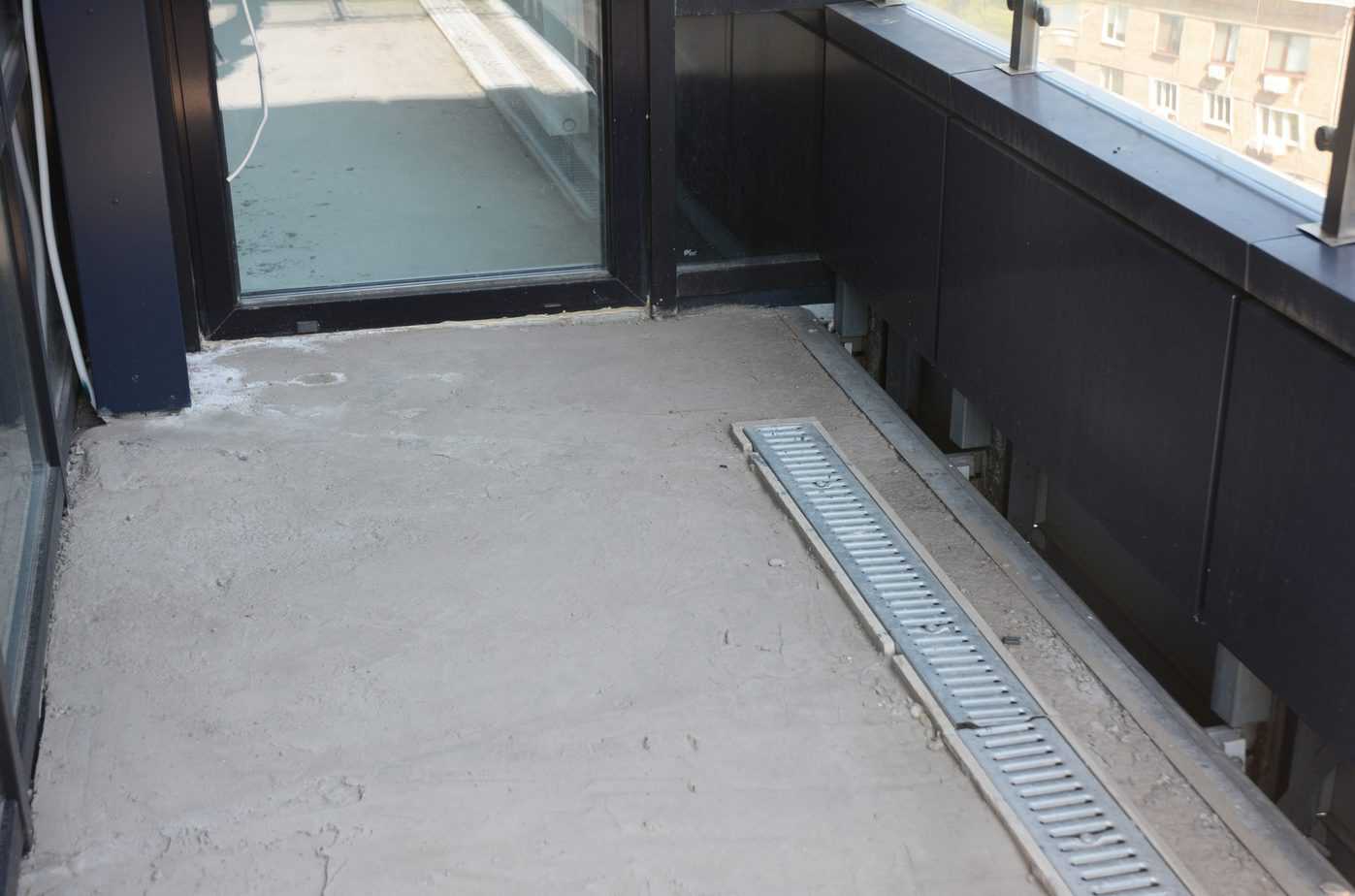 balcony floor drainage
