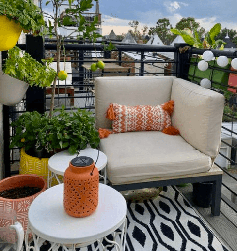 corner balcony set